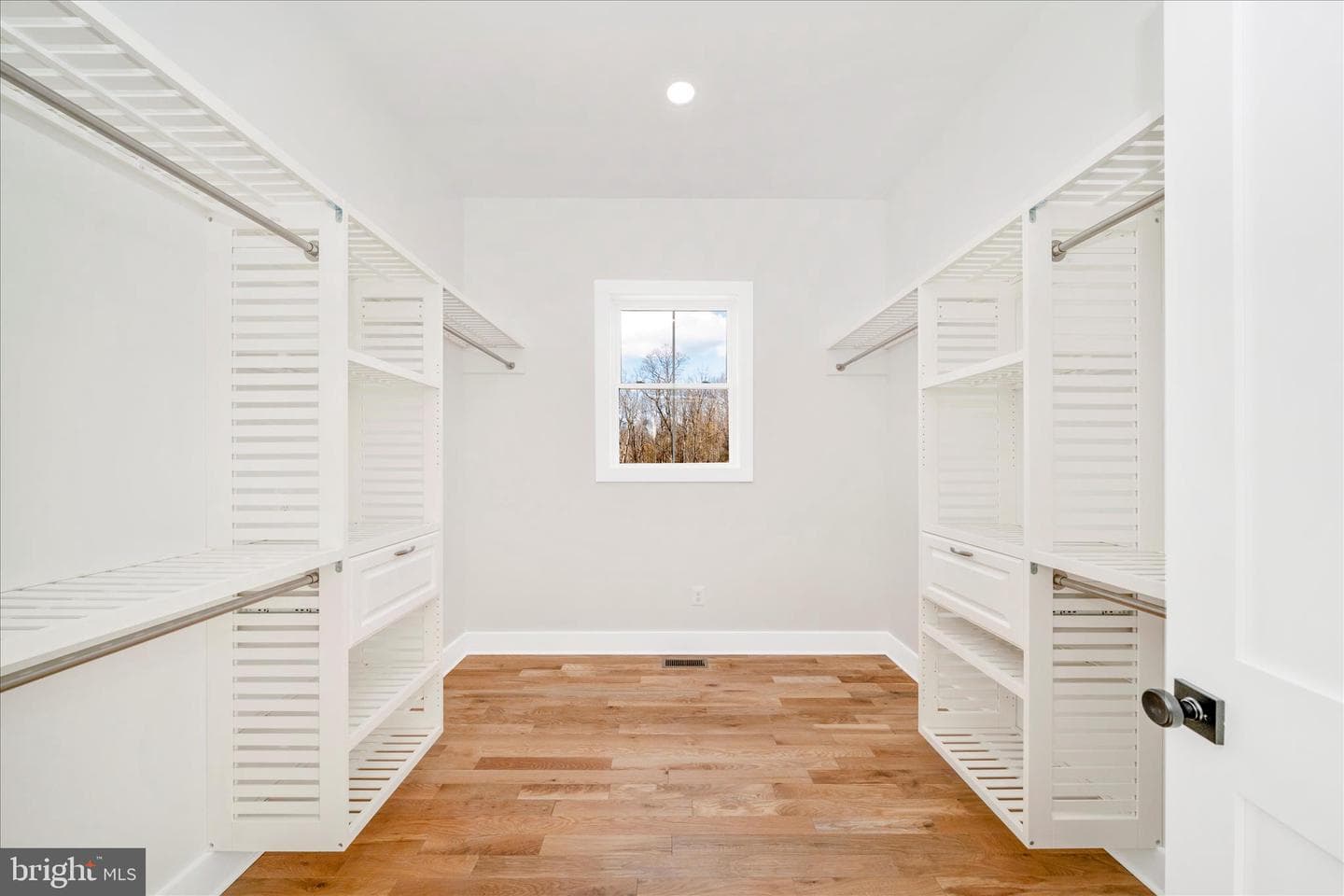 15030 New Windsor Road photo 6