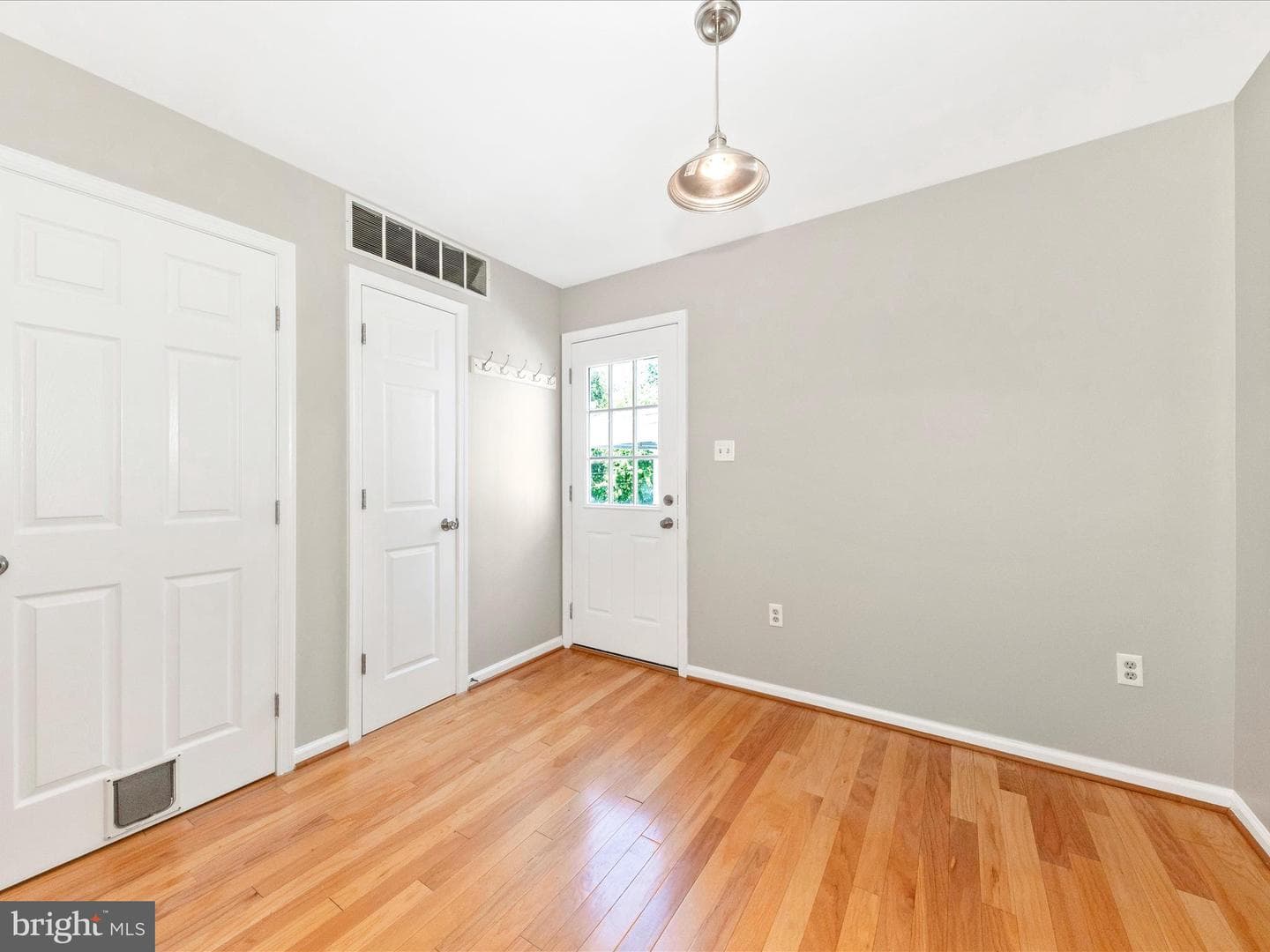 17 Terrace Avenue photo 16