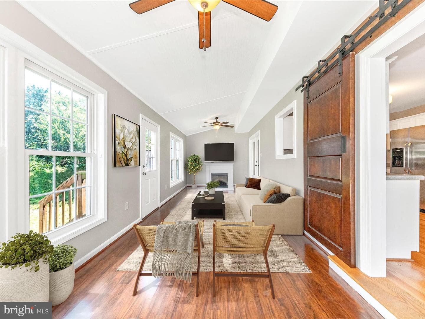 17 Terrace Avenue photo 18