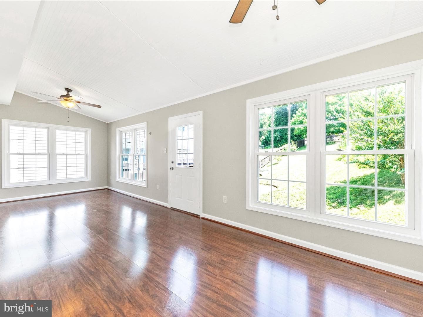 17 Terrace Avenue photo 22