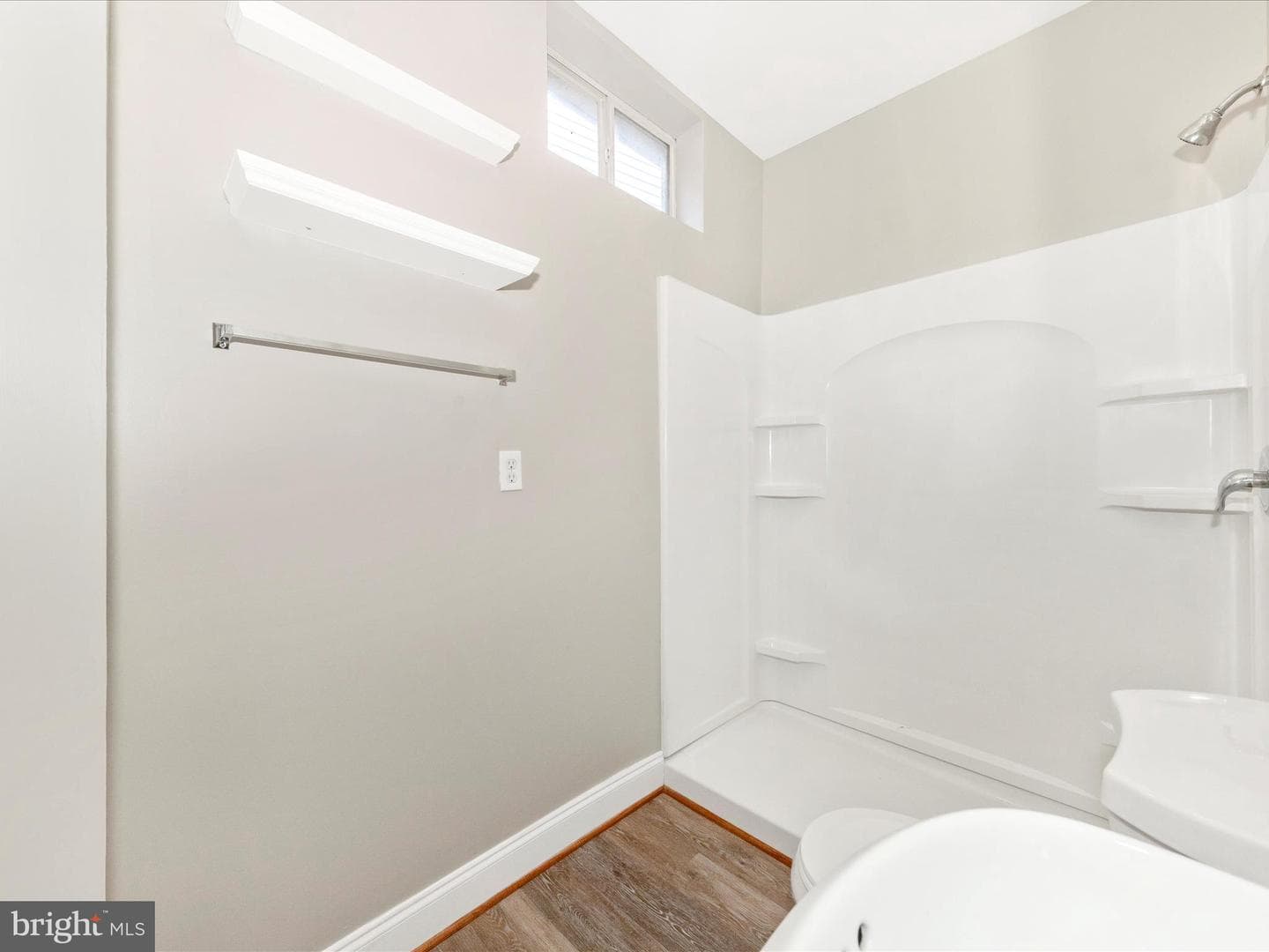 17 Terrace Avenue photo 40