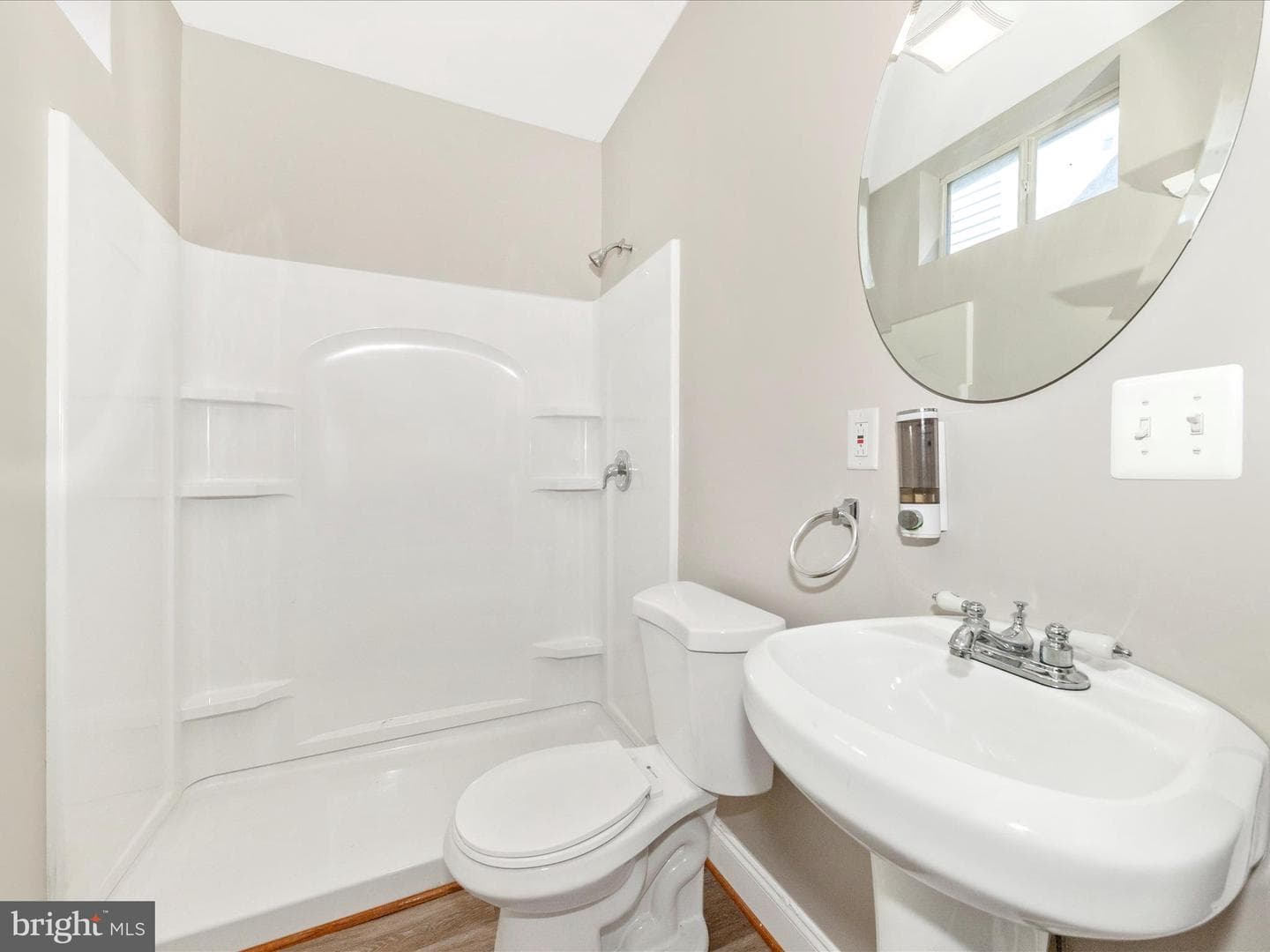 17 Terrace Avenue photo 41
