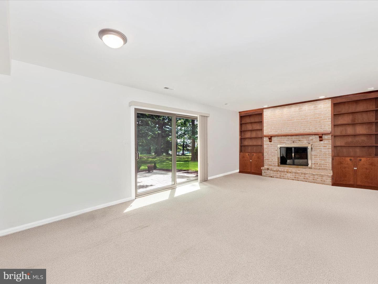 5018 Camelback Lane photo 15