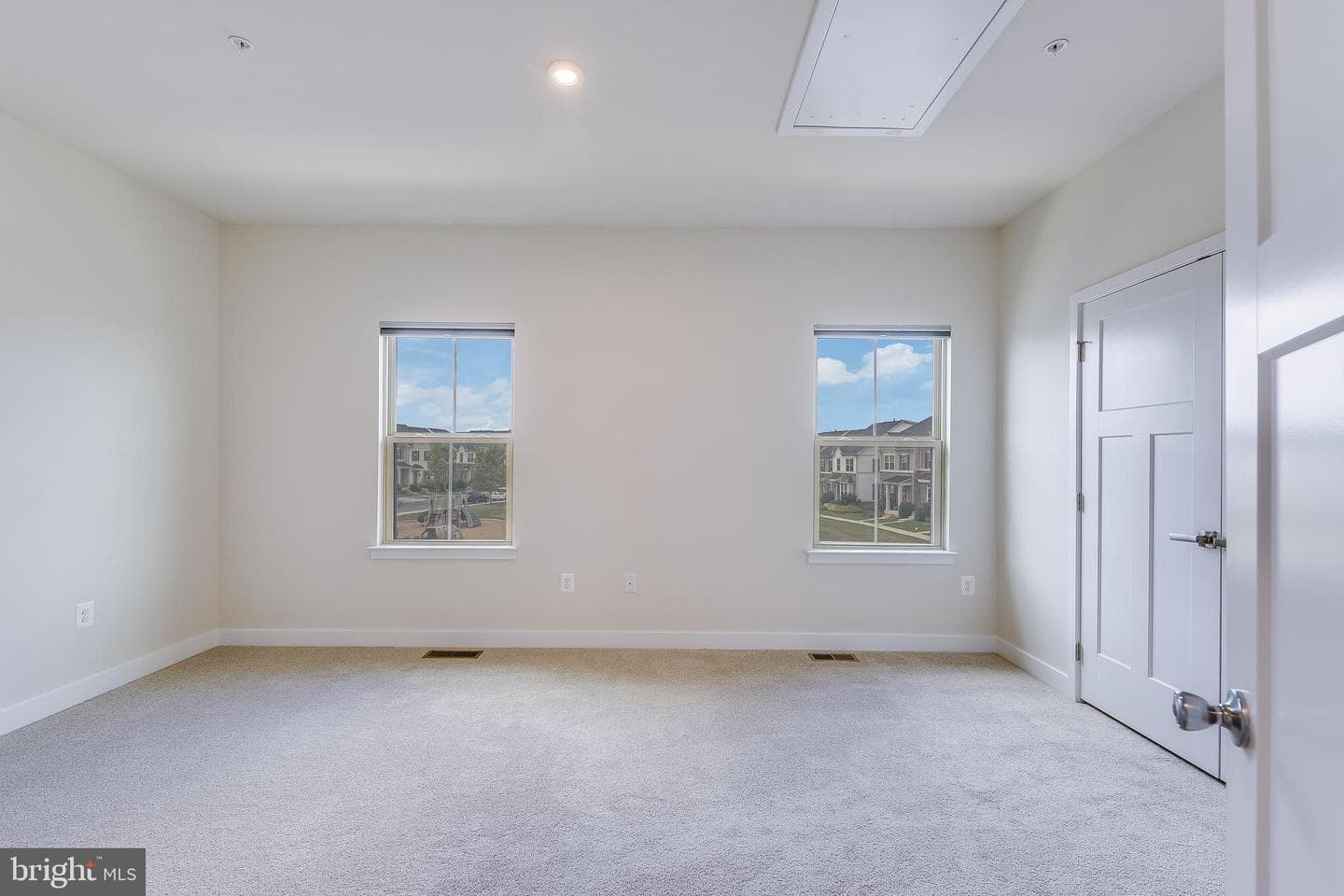 5851 Pecking Stone Street photo 18