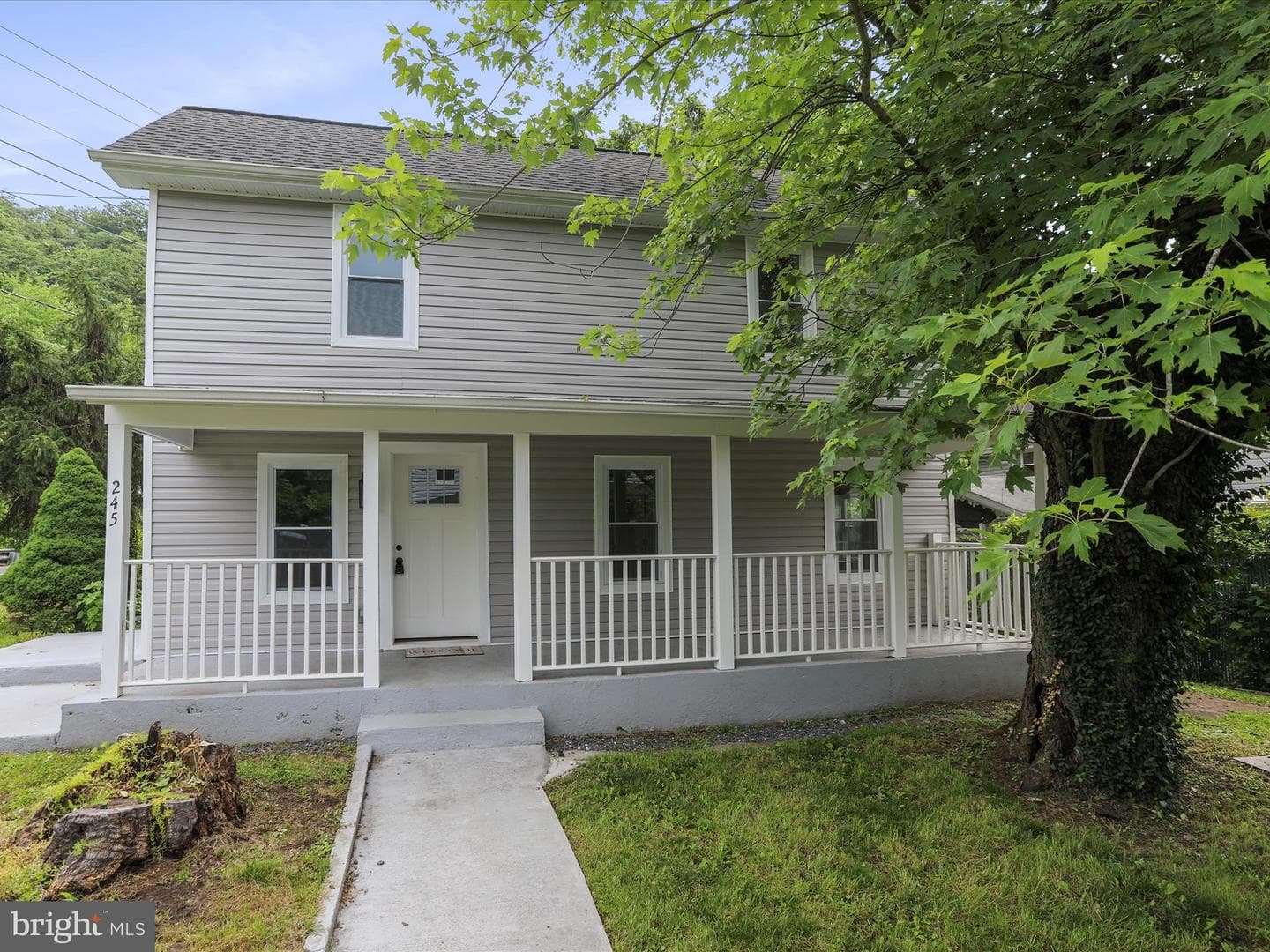 245 Knoxville Road photo 1