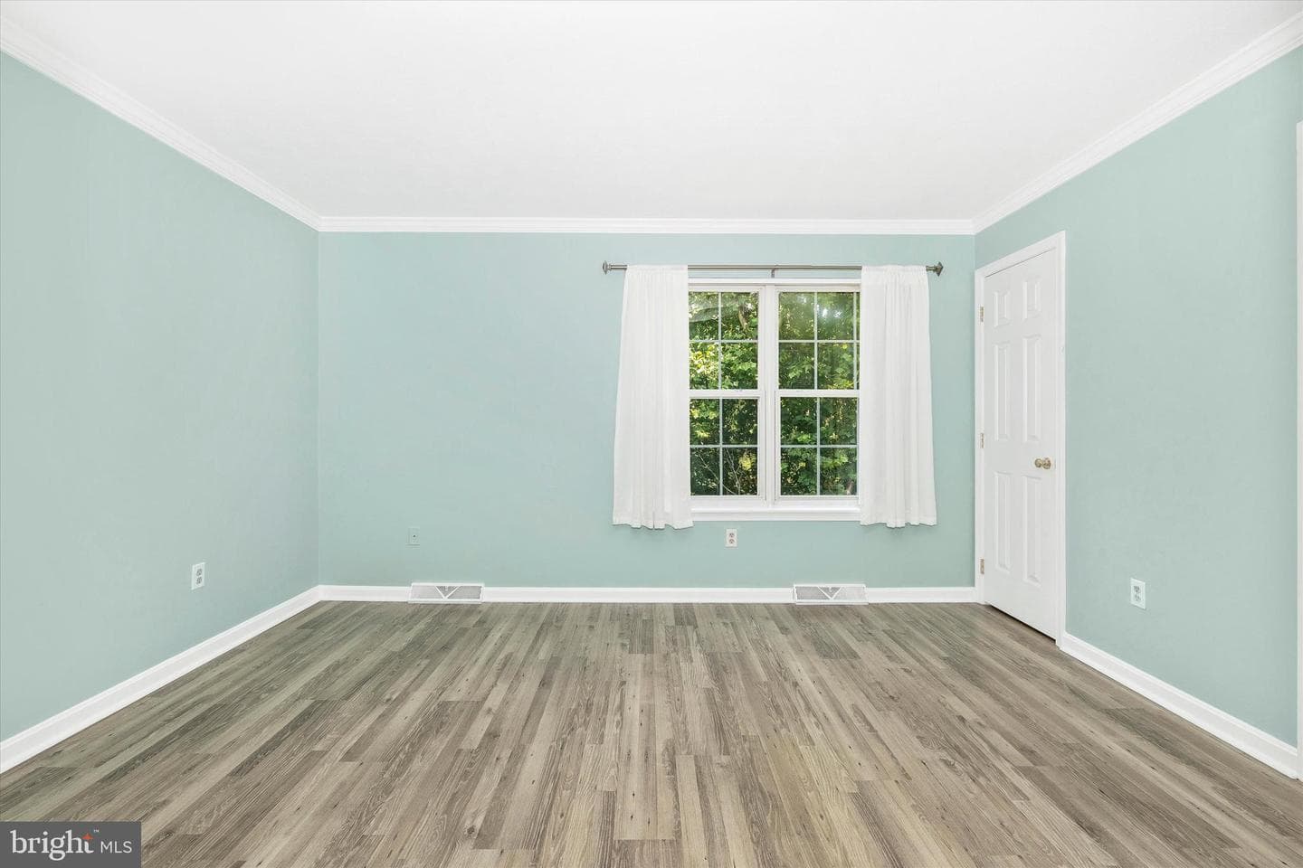 5655 Tessie Court photo 29