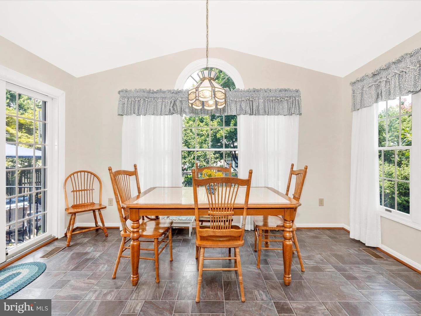 1405 Dagerwing Place photo 17