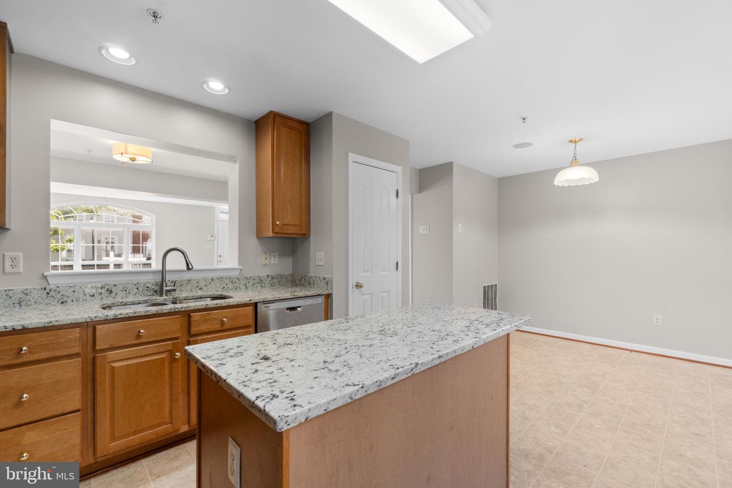 2033 Buell Drive photo 10