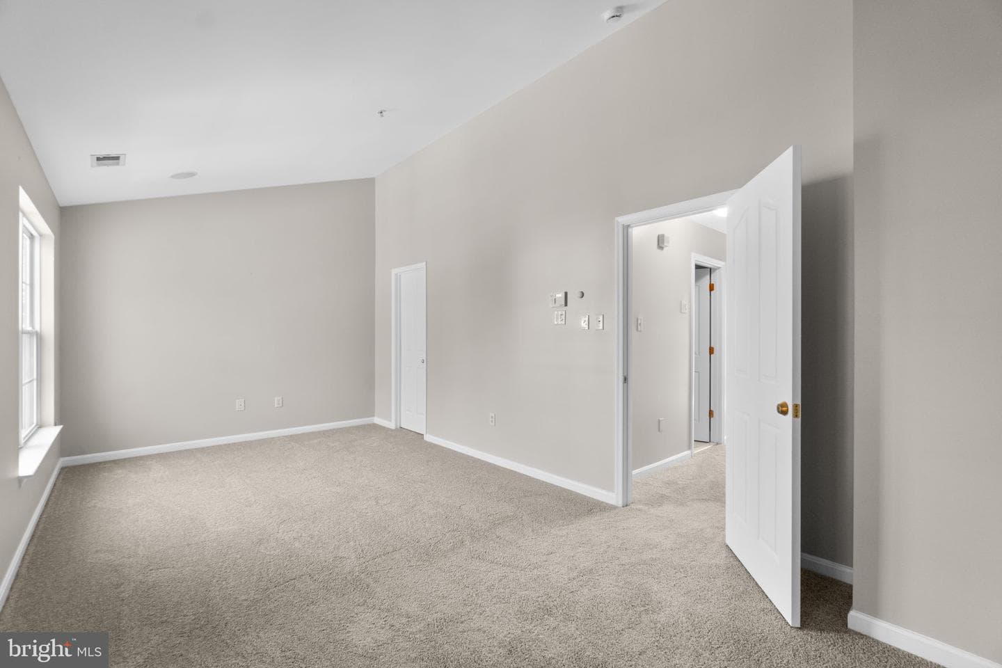 2033 Buell Drive photo 14