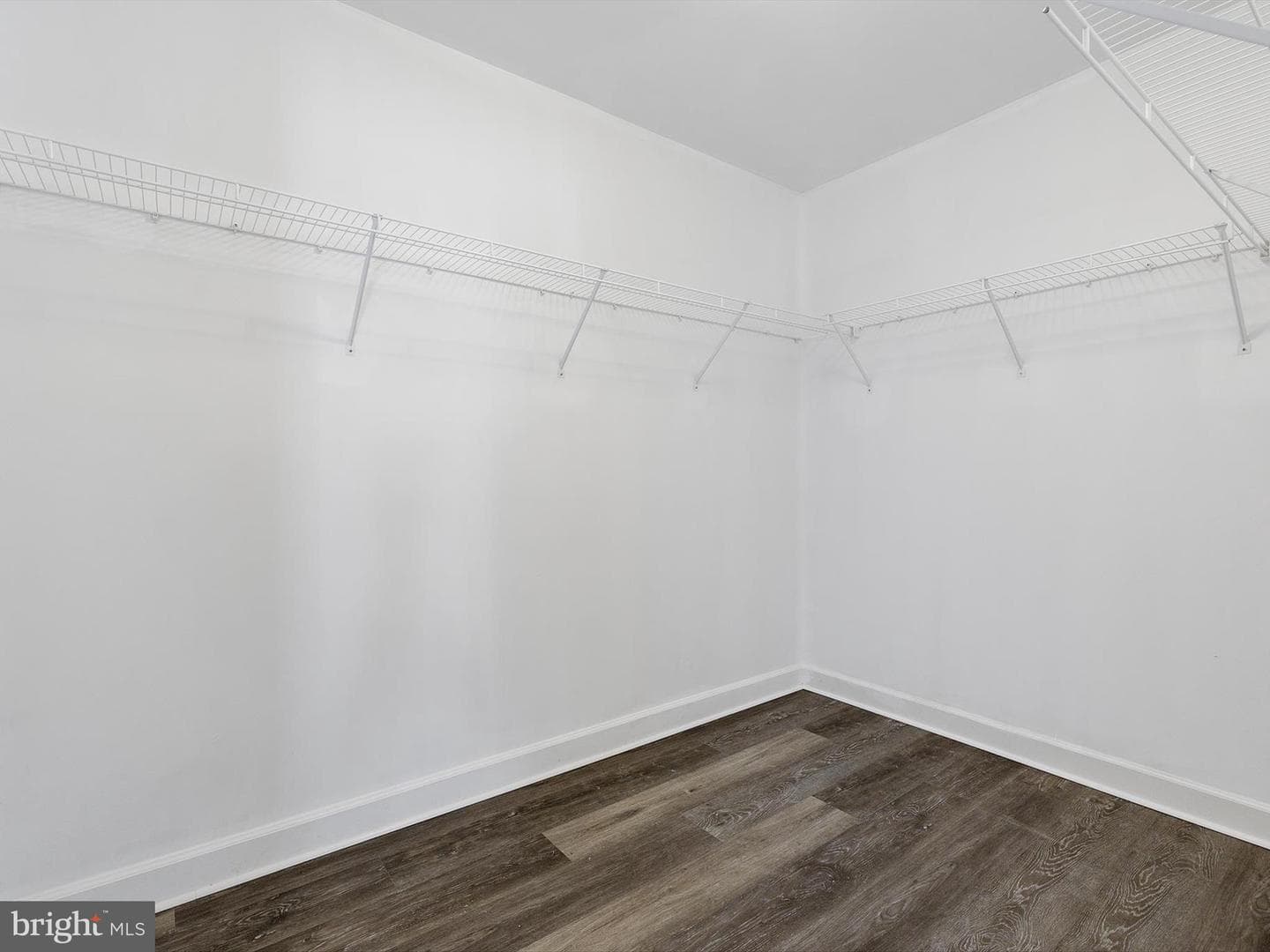 4006 Belgrave Circle photo 45