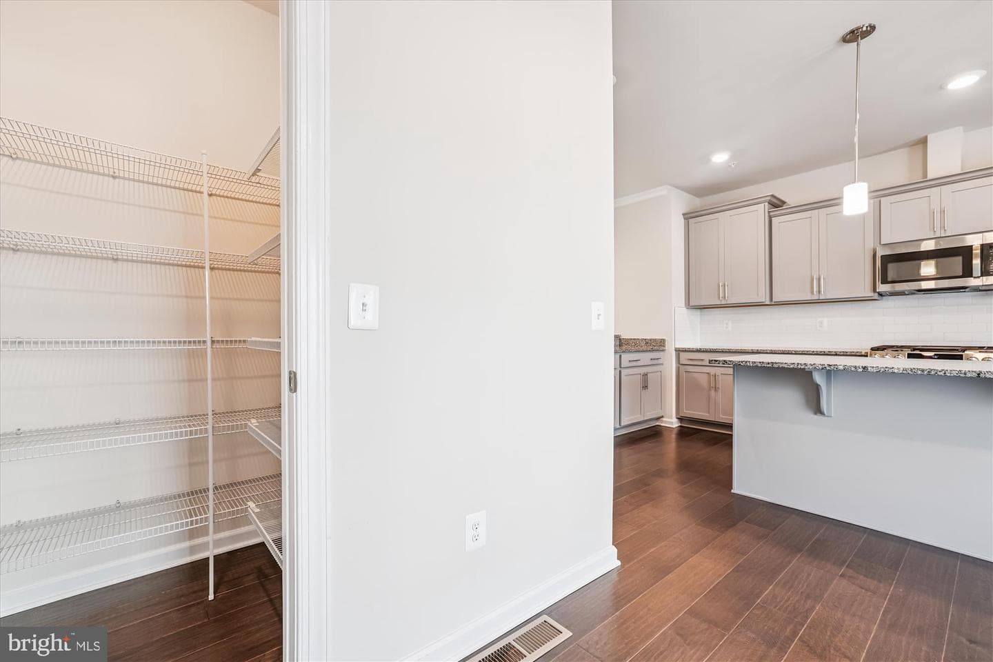 7130 McHenry Mews photo 17