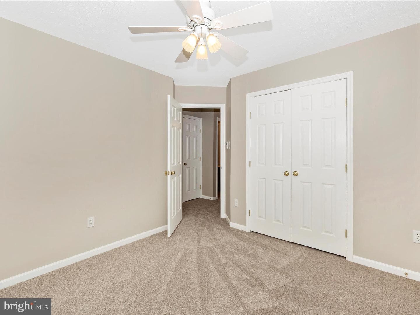 5220 Earles Court photo 22