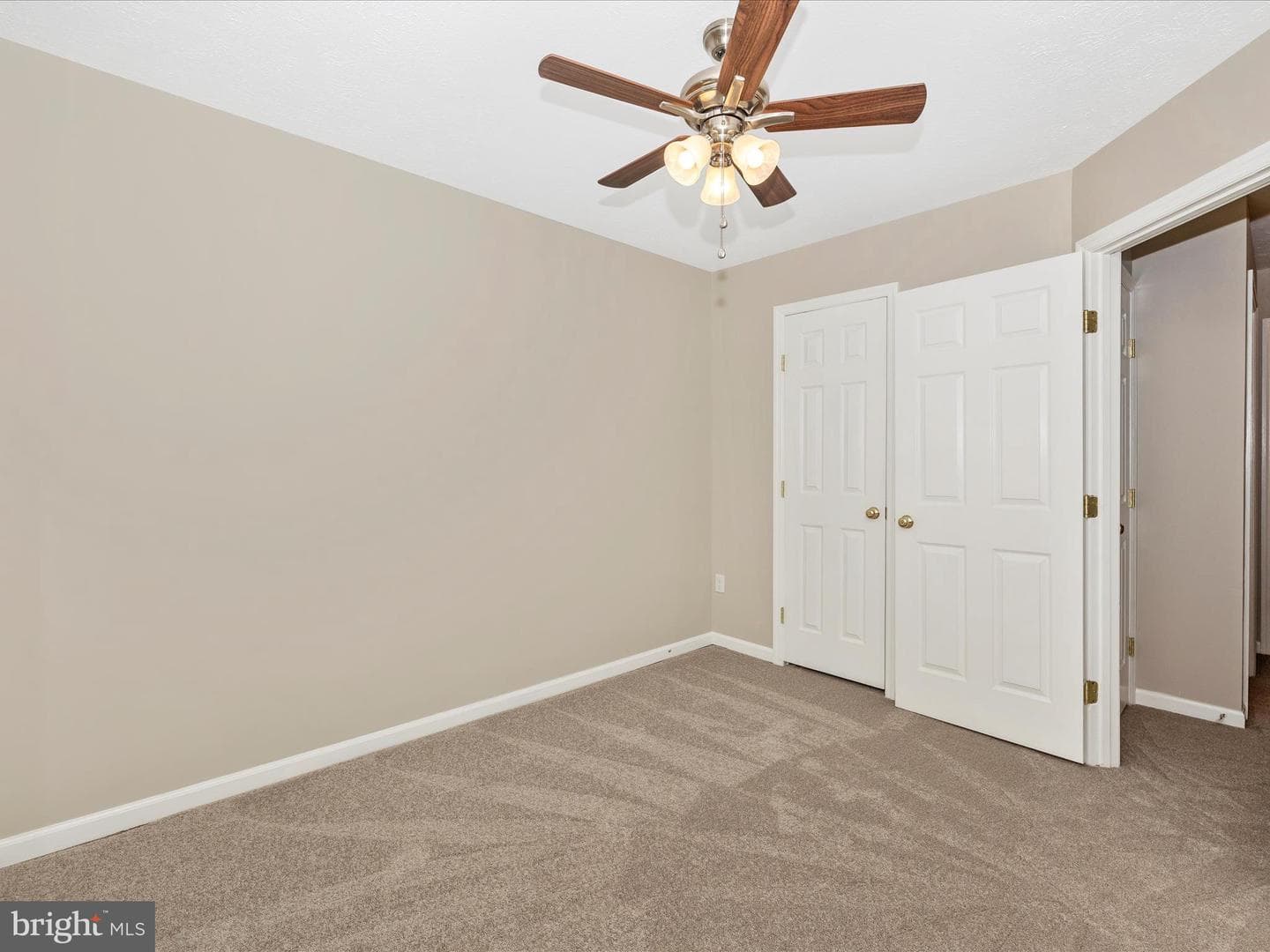 5220 Earles Court photo 28