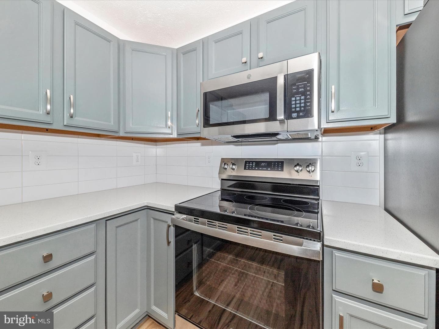 902 Blue Leaf Court #8 2d photo 22