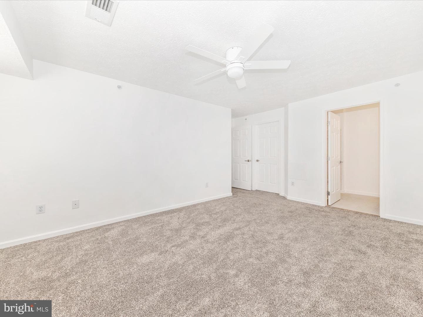 902 Blue Leaf Court #8 2d photo 26