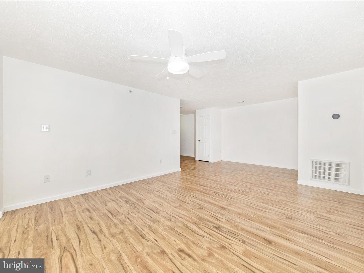 902 Blue Leaf Court #8 2d photo 6