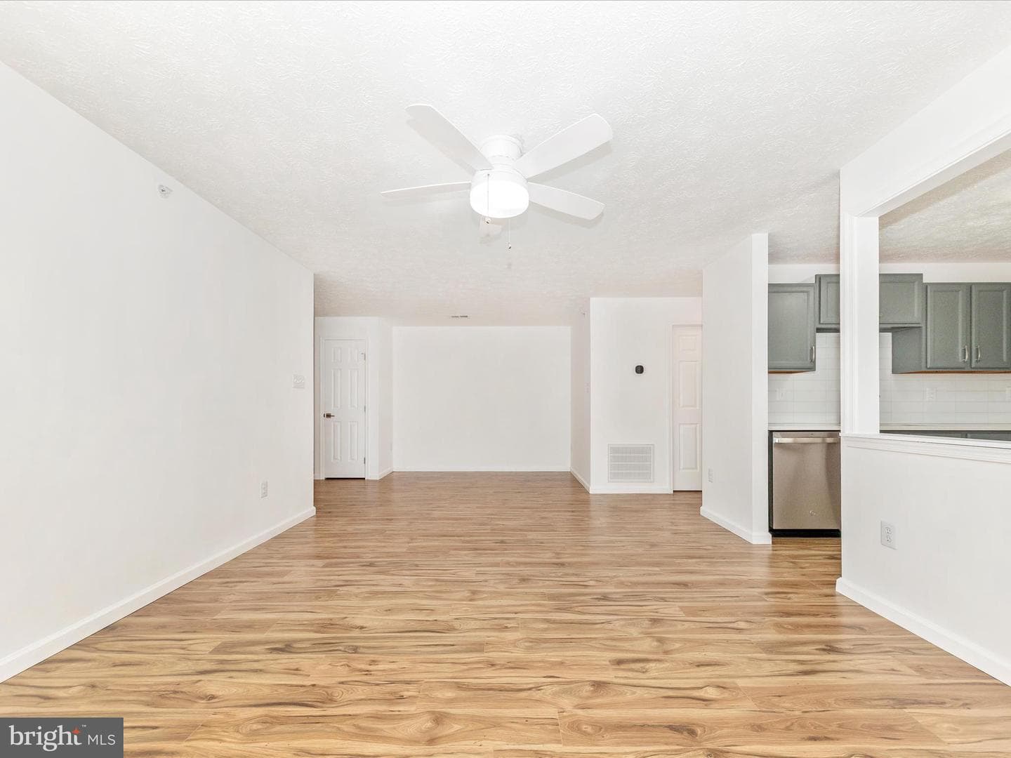 902 Blue Leaf Court #8 2d photo 8