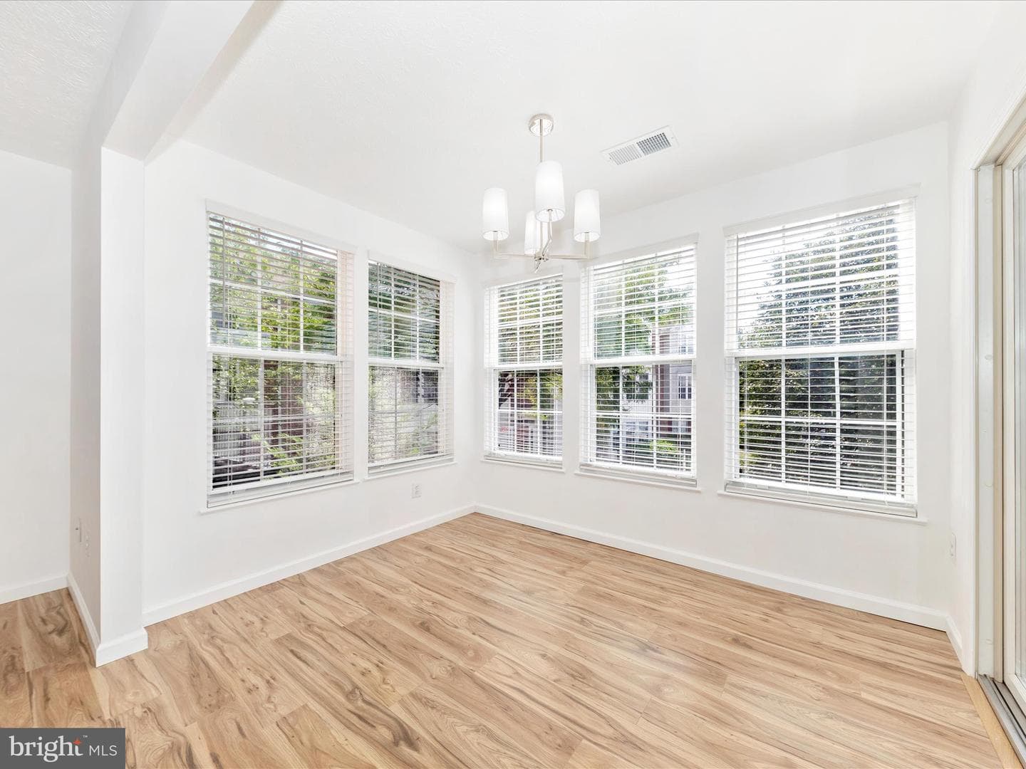 902 Blue Leaf Court #8 2d photo 9