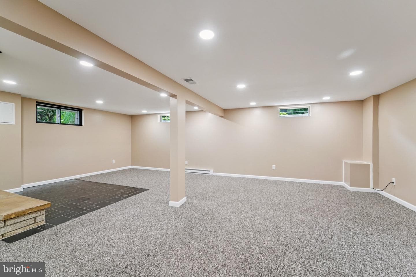 13714 Hillside Avenue photo 25