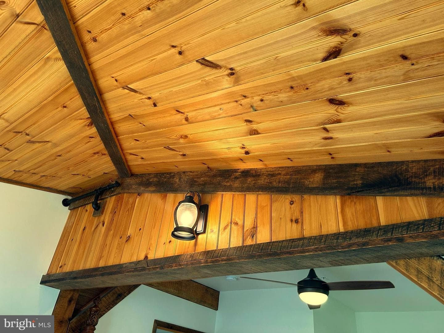 14301 Tower Road photo 25