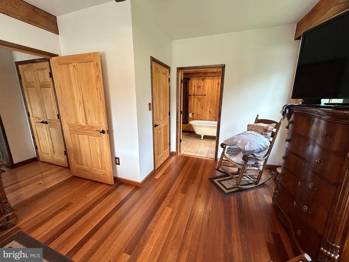 14301 Tower Road photo 26