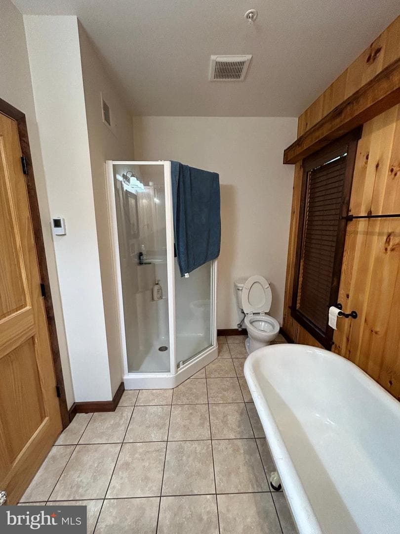 14301 Tower Road photo 28