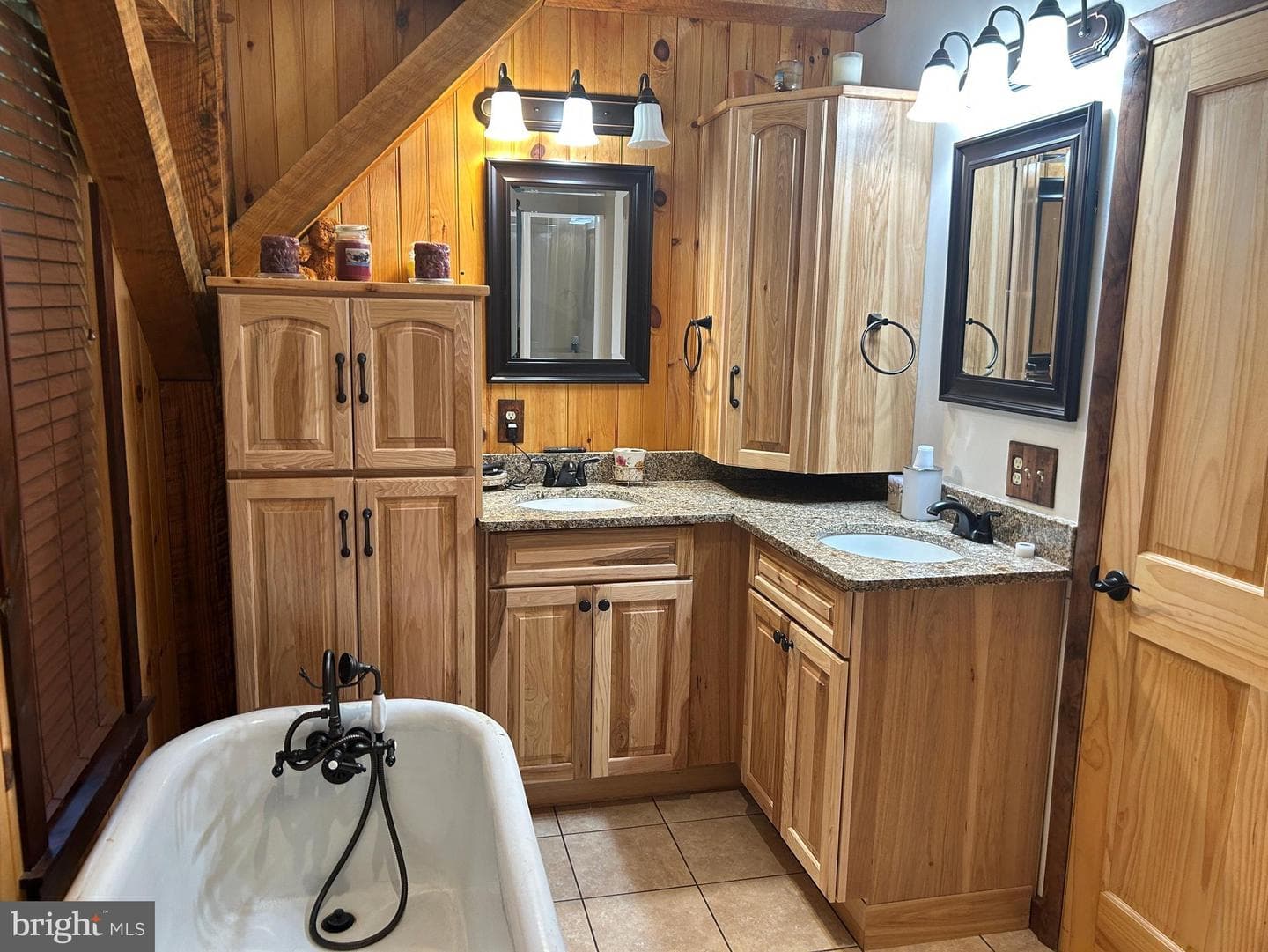 14301 Tower Road photo 29