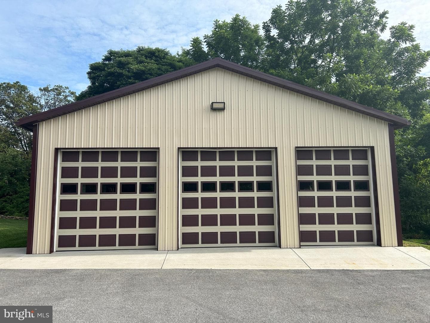 14301 Tower Road photo 85