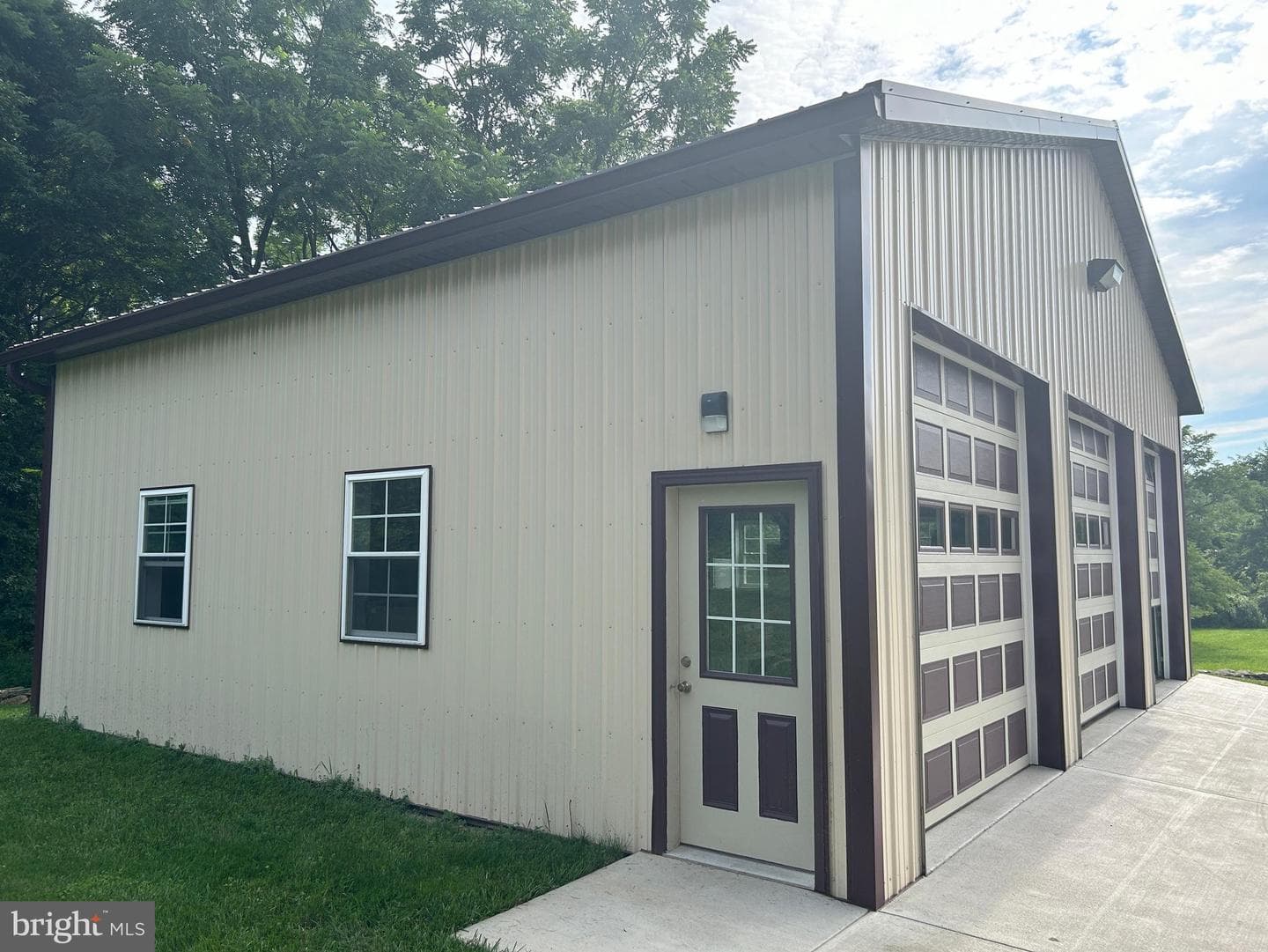14301 Tower Road photo 87