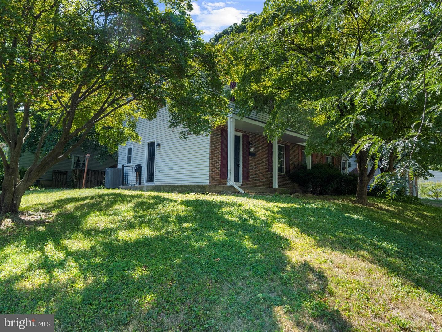 312 Heather Ridge Drive photo 4