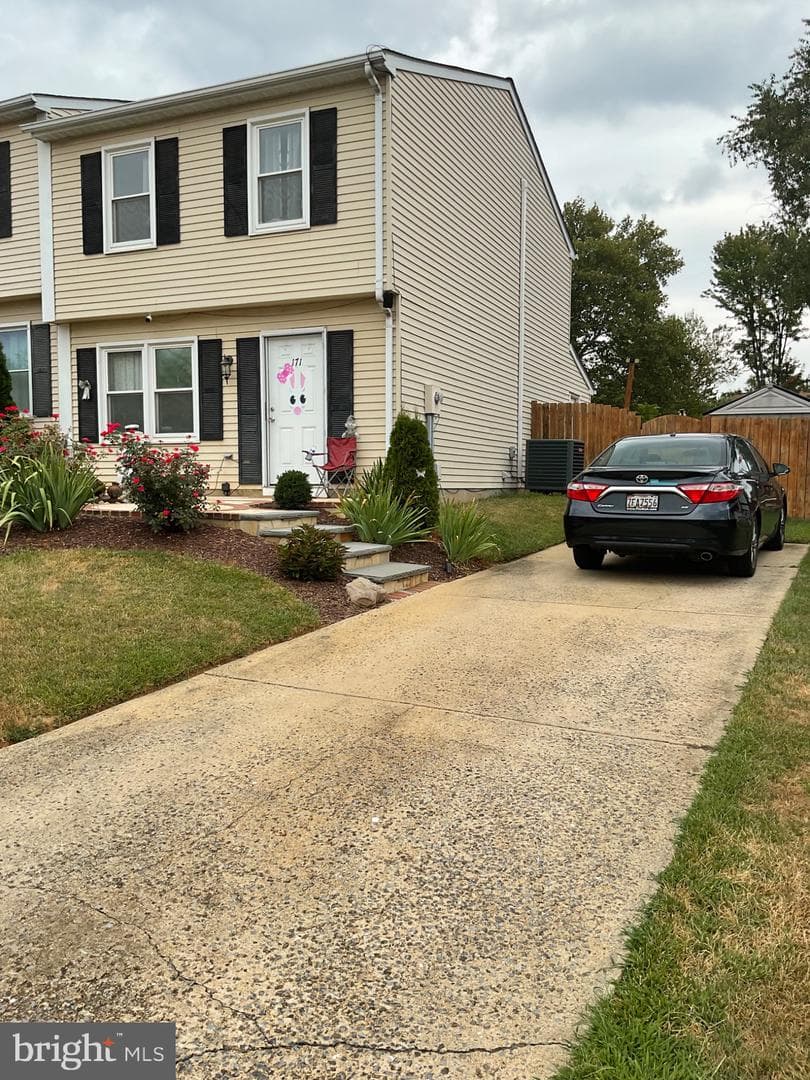 171 Stonegate Drive photo 3