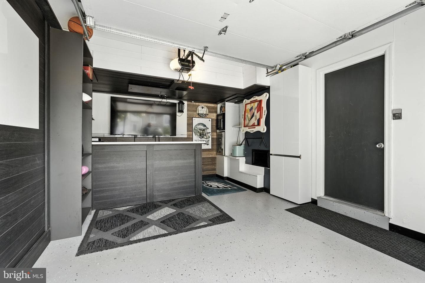 5702 Chase Court photo 28