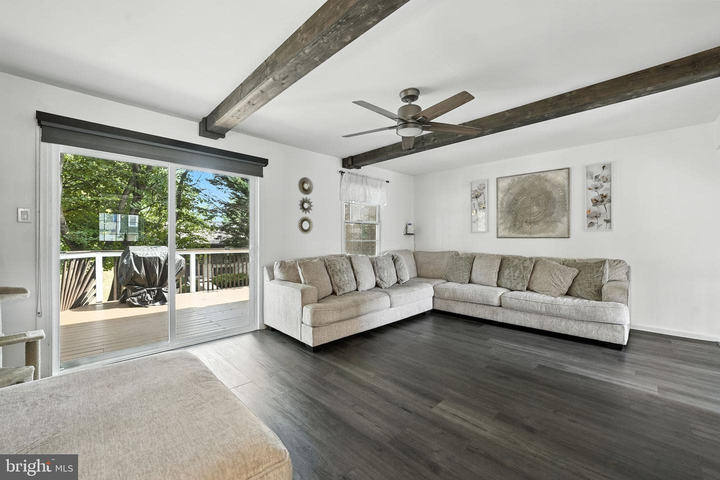 5702 Chase Court photo 4