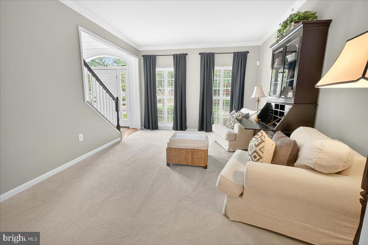 9047 Clendenin Way photo 12