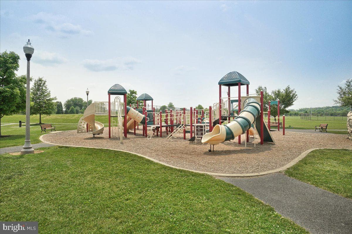 9047 Clendenin Way photo 134