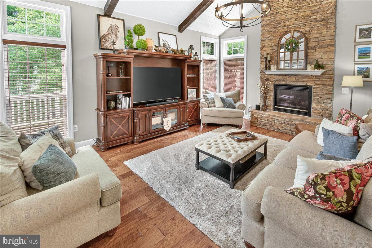 9047 Clendenin Way photo 25
