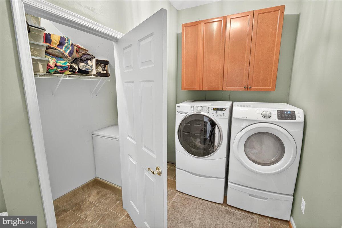 9047 Clendenin Way photo 28
