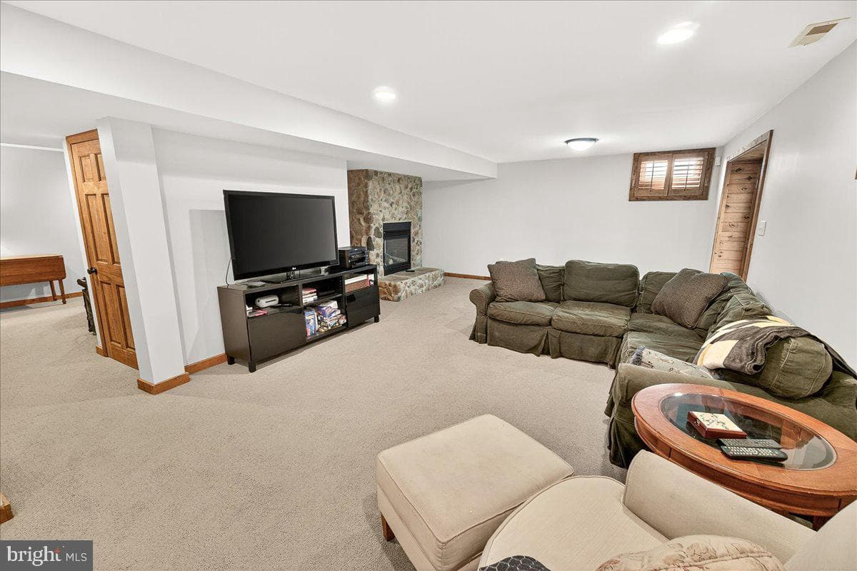9047 Clendenin Way photo 48
