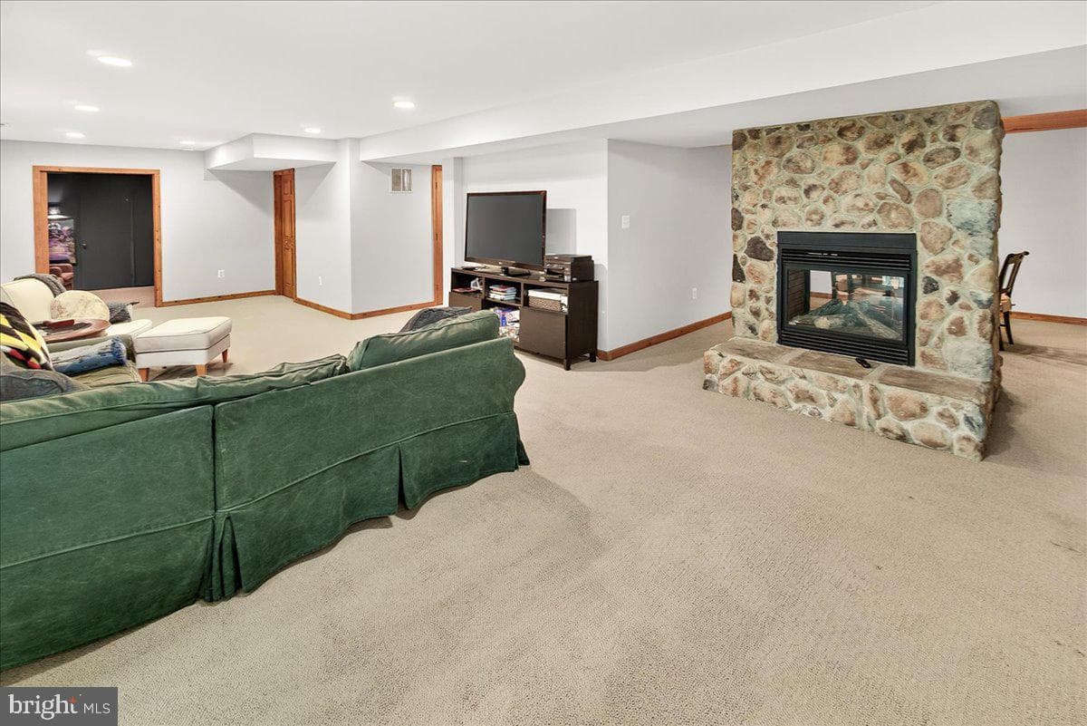 9047 Clendenin Way photo 49