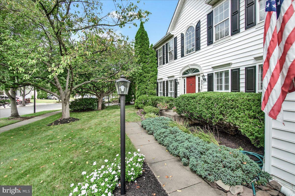 9047 Clendenin Way photo 75