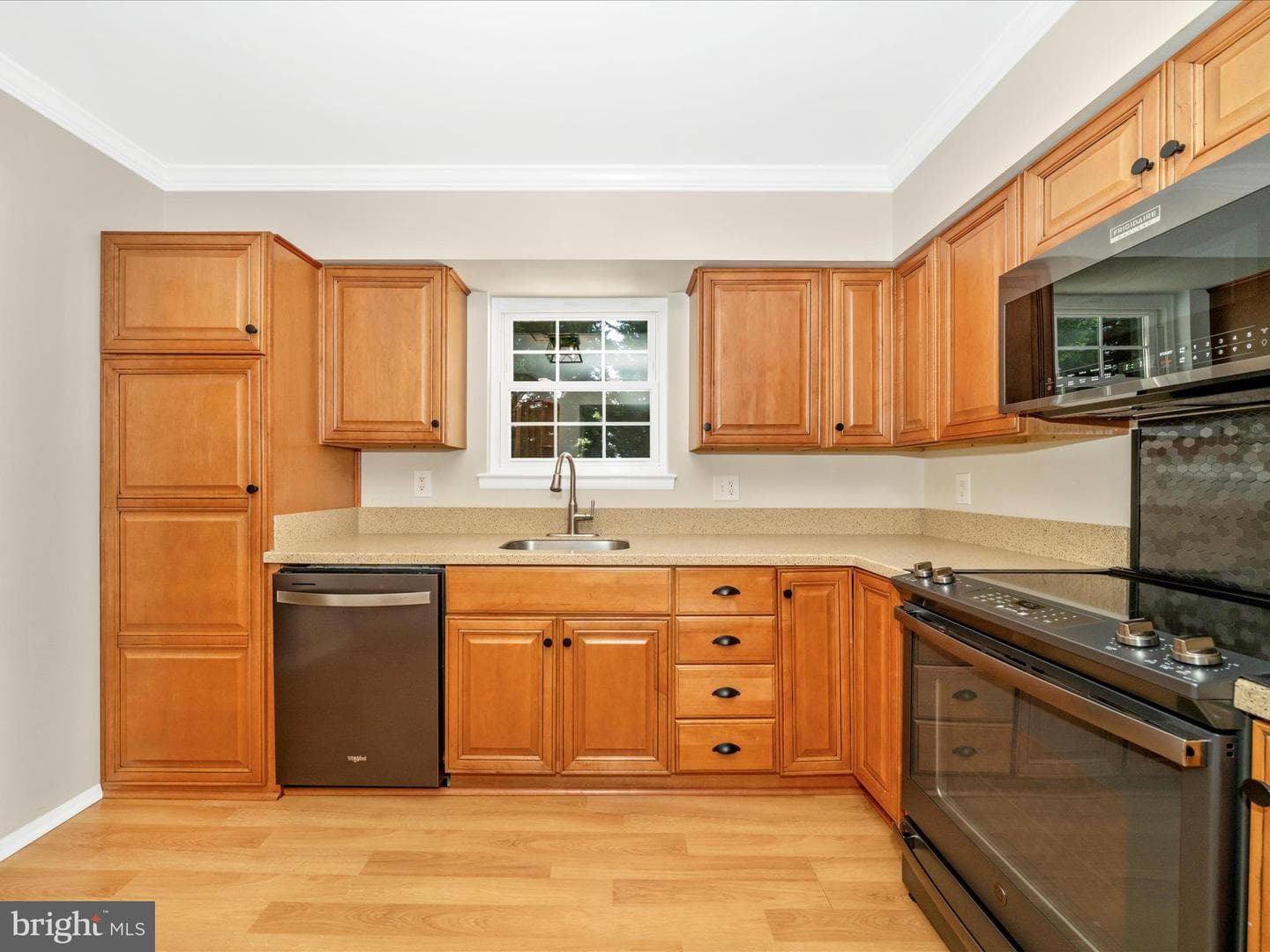 6915 Alex Court photo 15