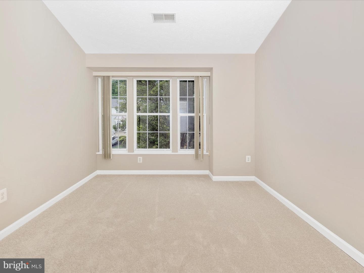 3910 Manheim Place photo 31