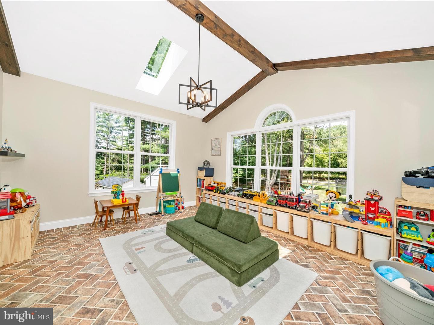 602 Scarlet Oak Court photo 21