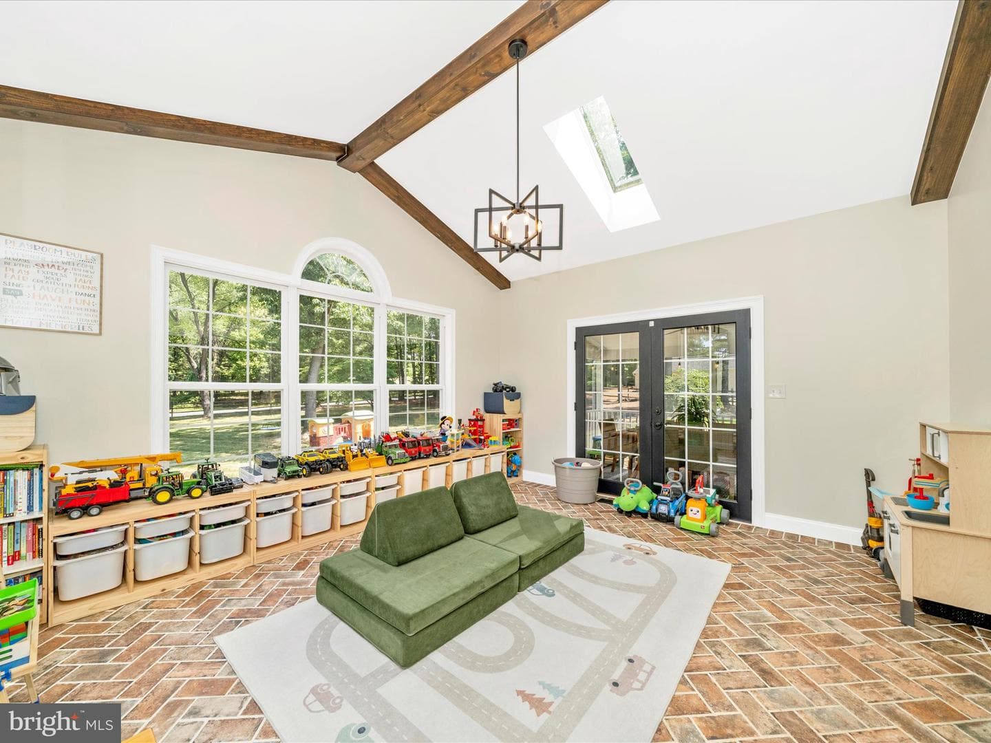 602 Scarlet Oak Court photo 22
