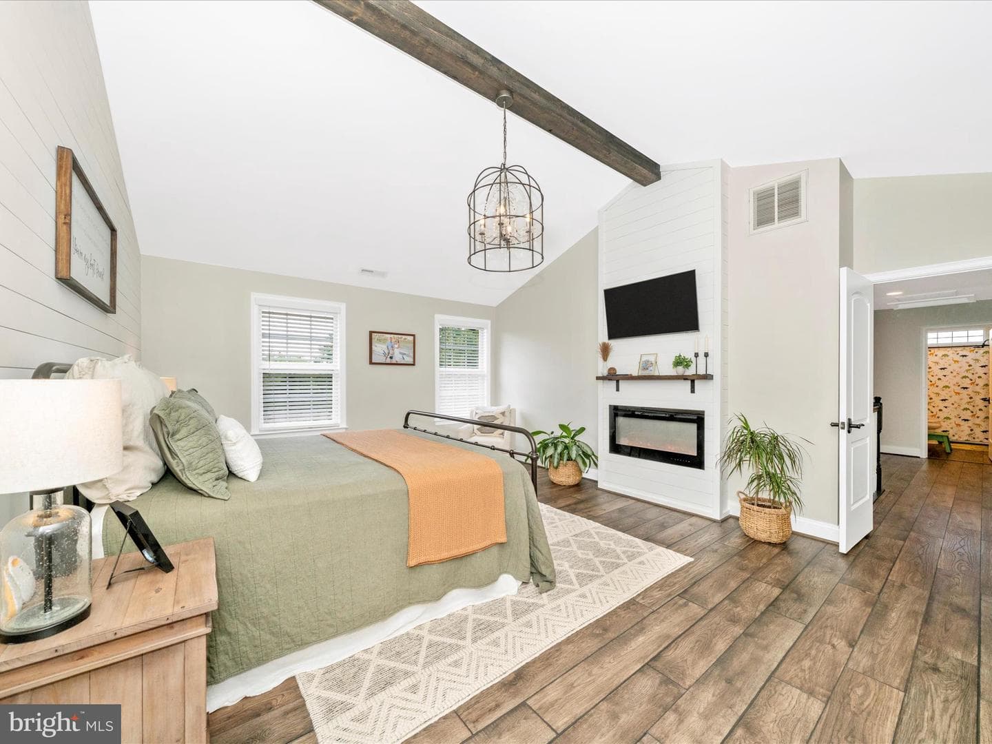 602 Scarlet Oak Court photo 32