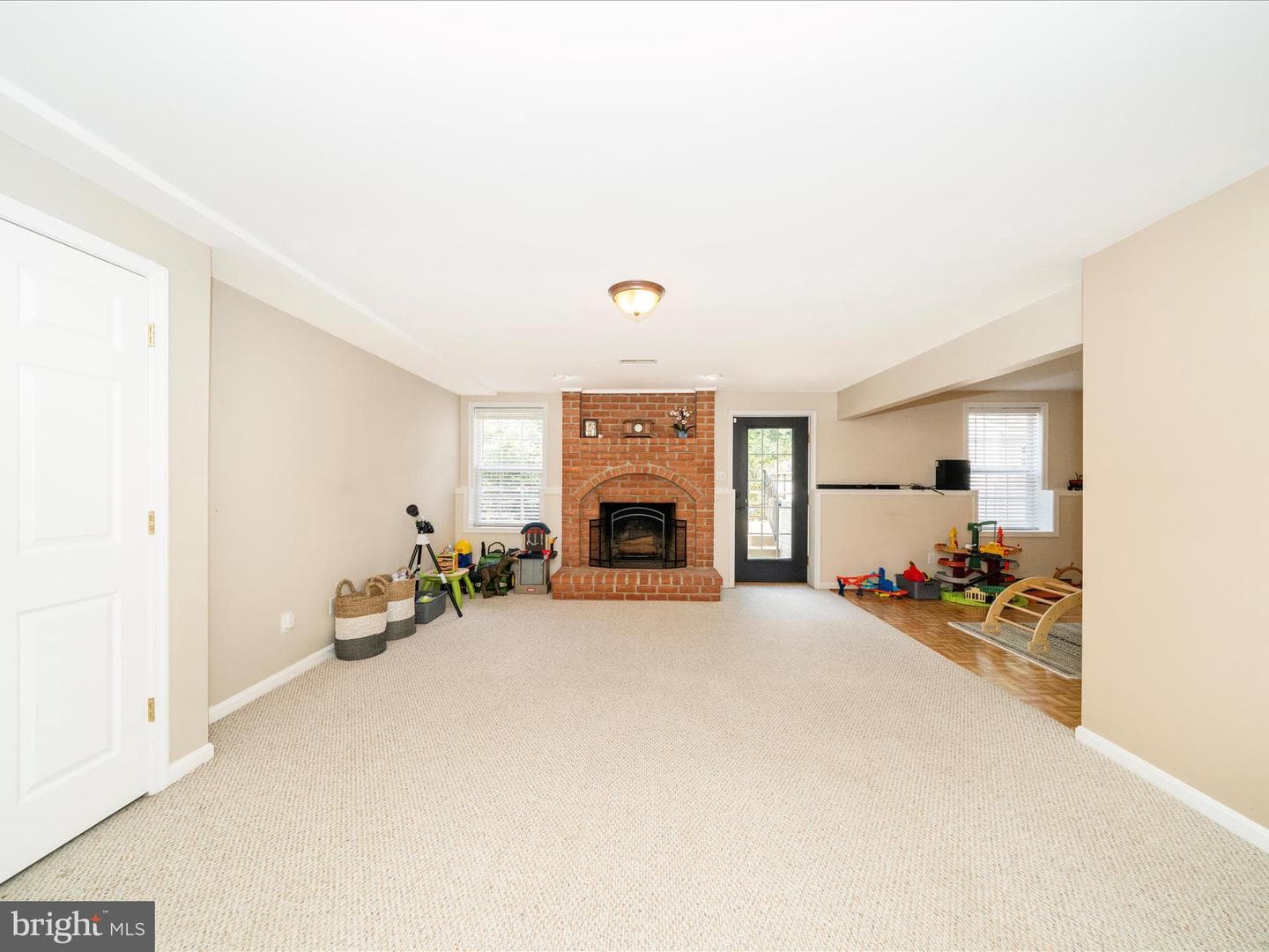602 Scarlet Oak Court photo 42