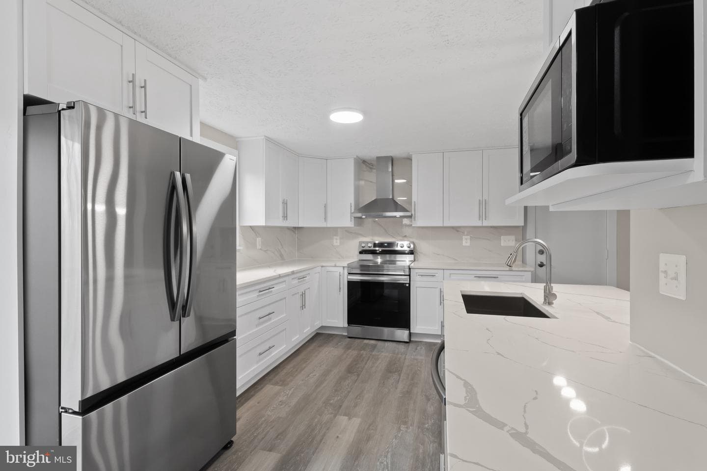 5831 Woodwinds Circle photo 16
