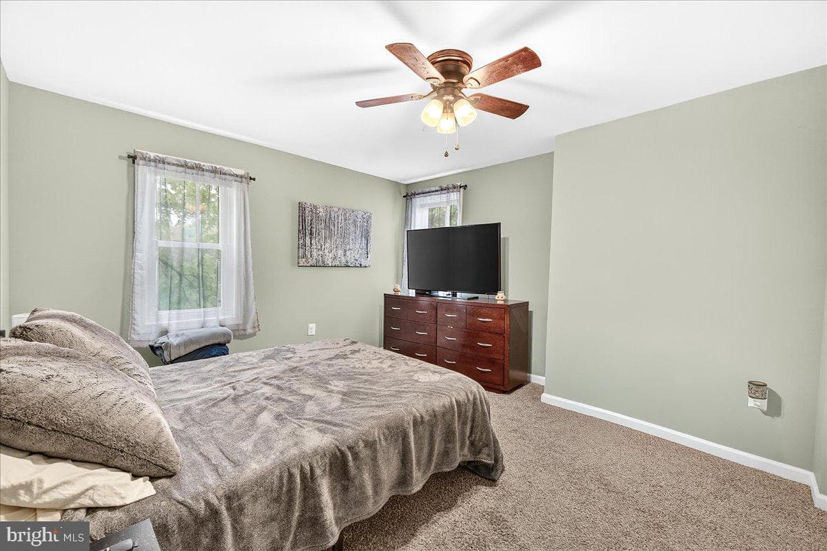 216 7th Avenue photo 20