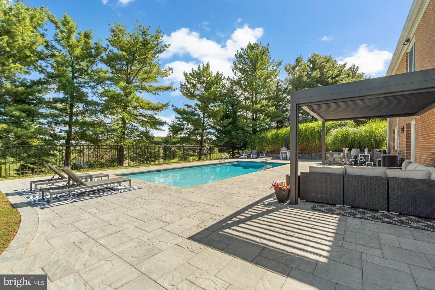 3856 Saint Clair Court photo 45