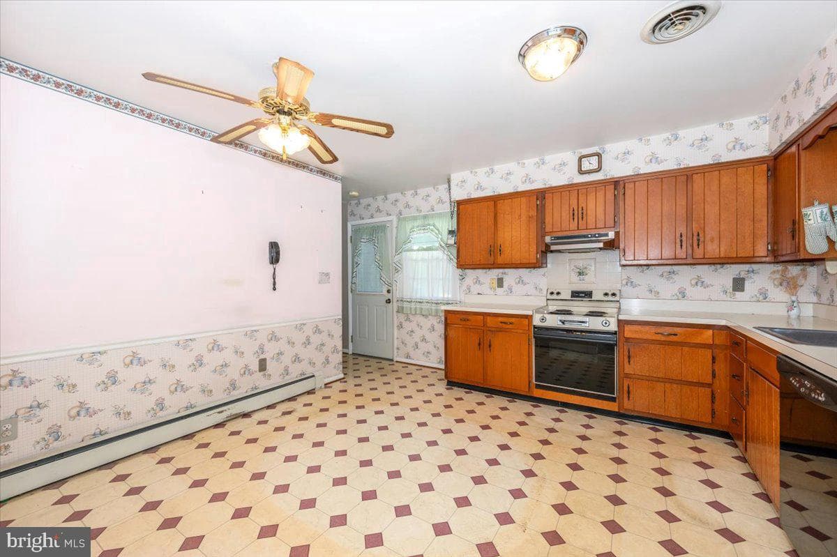 3917 Sugarloaf Drive photo 12
